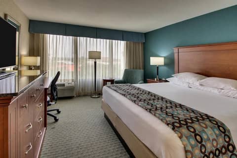 Sonesta Essential Houston Hobby Airport — photo 8