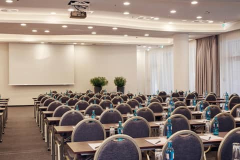 HYPERION Hotel Hamburg City, Trademark Collection by Wyndham — photo 9