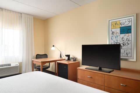 Fairfield Inn & Suites Minneapolis Bloomington/Mall of America — photo 8