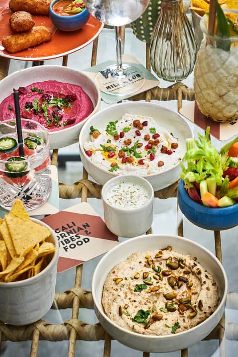 Hôtel Chromatics & Restaurant Hill Club by HappyCulture — photo 9