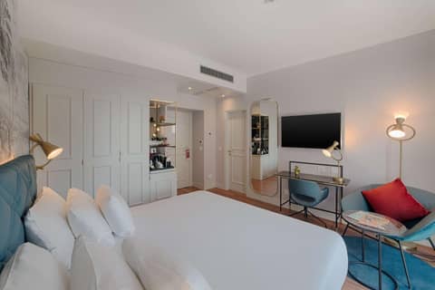 NH Collection Roma Fori Imperiali — hotel room