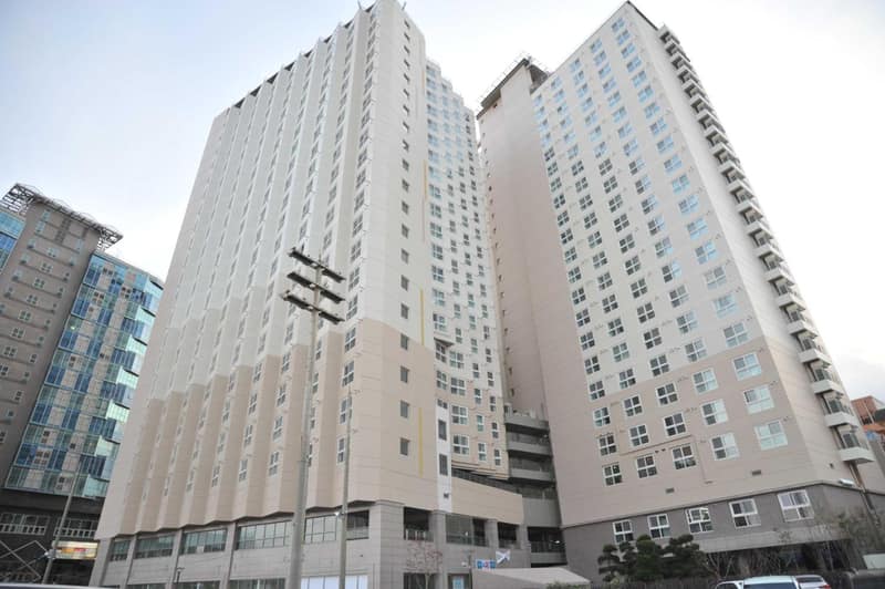 Plea De Blanc Hotel & Residence — building