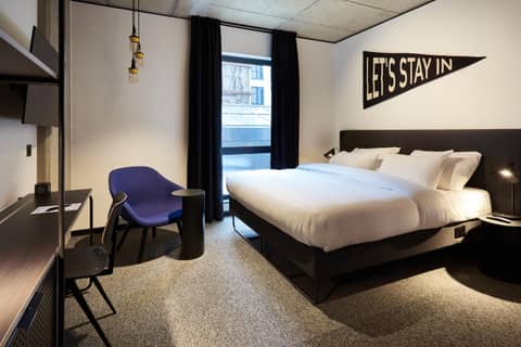 The Social Hub Glasgow — hotel room