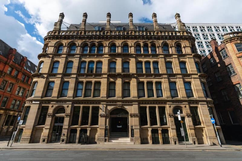 The Alan — building