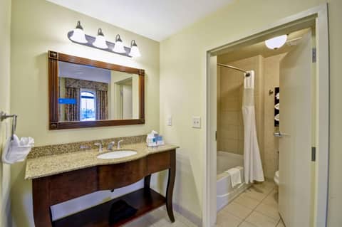 Hampton Inn & Suites North Charleston-University Boulevard — photo 3