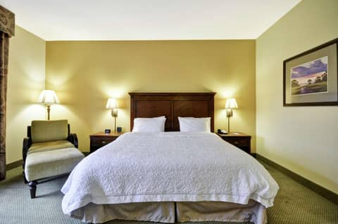 Hampton Inn & Suites North Charleston-University Boulevard — photo 4