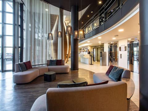 Novotel Paris 14 Porte d'Orléans — recepcion & lobby
