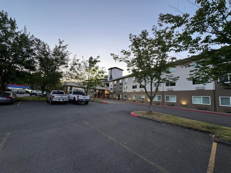 Extended Stay America Premier Suites - Portland - North — building