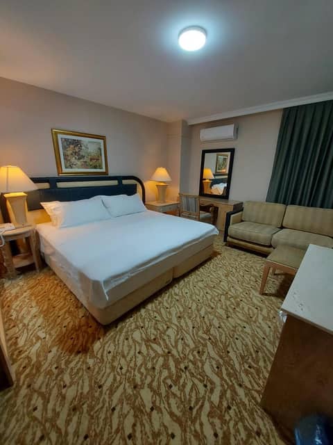 Sever Suites Hotel — hotel room