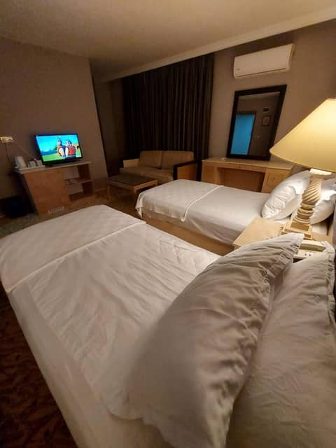 Sever Suites Hotel — hotel room
