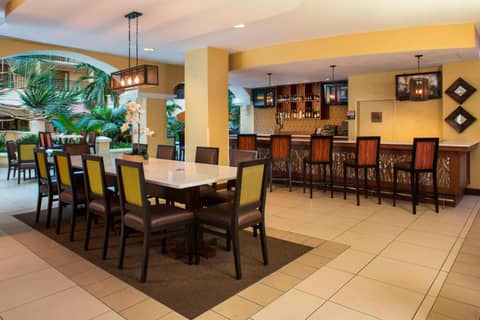 Four Points by Sheraton Suites Tampa Airport Westshore — photo 2
