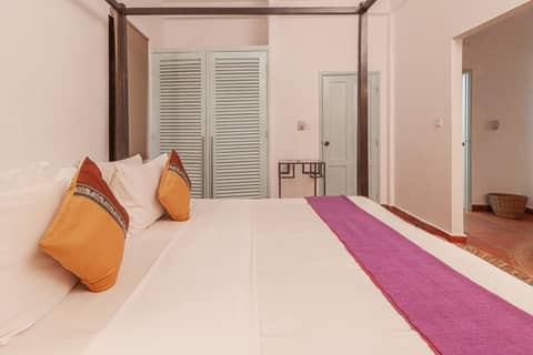 Maison 557 — hotel room