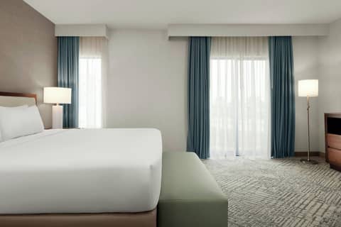 Courtyard by Marriott Anaheim Theme Park Entrance — photo 3