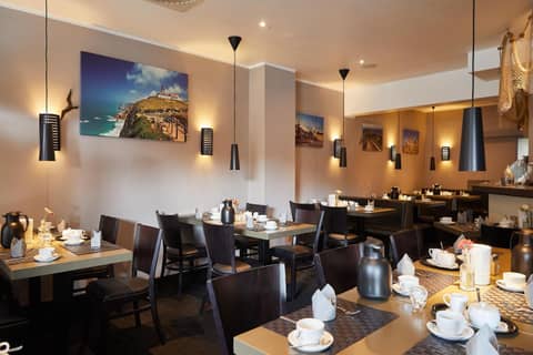 Hotel Hafentor — dining