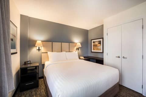 Sonesta Simply Suites Salt Lake City Airport — photo 6
