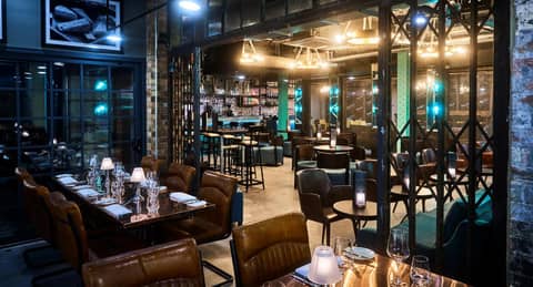 New Road Hotel — restaurant