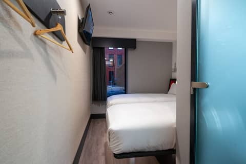 easyHotel Dublin City Centre — photo 5