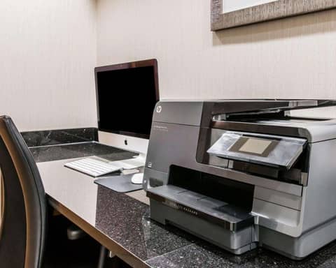 Quality Inn & Suites Warren - Detroit — photo 9