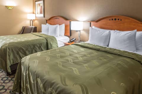 Quality Inn & Suites Columbus West - Hilliard — hotel room
