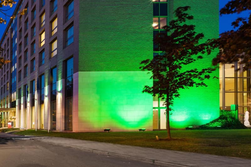 Courtyard By Marriott Brussels — building