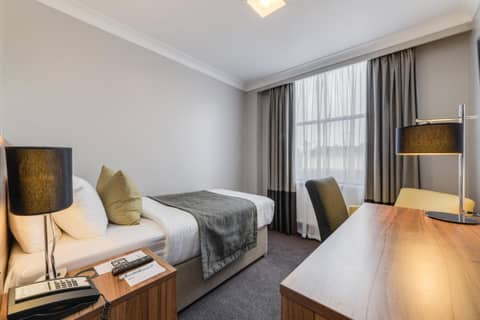 Best Western Mornington Hotel Hyde Park — hotel room