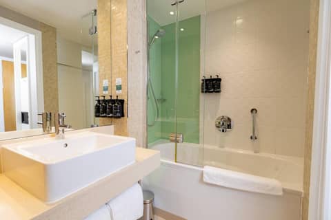 Holiday Inn Manchester-Mediacityuk by IHG — photo 4