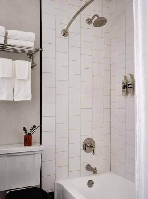 Romer Hell's Kitchen — photo 4
