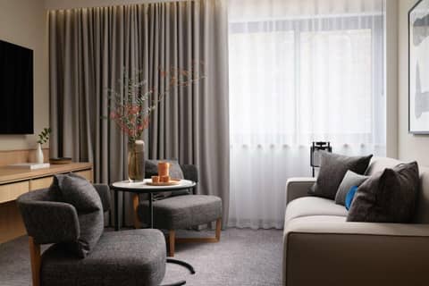 Nobu Hotel London Portman Square — living room