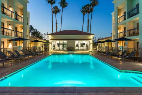 Courtyard by Marriott Palm Springs — recepcion & lobby
