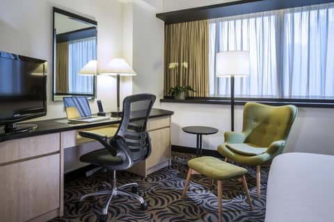 Furama RiverFront — hotel room
