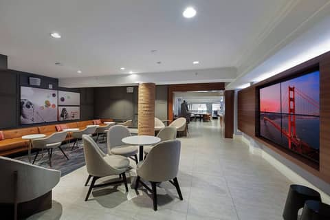 Axiom Hotel — lobby & lounge