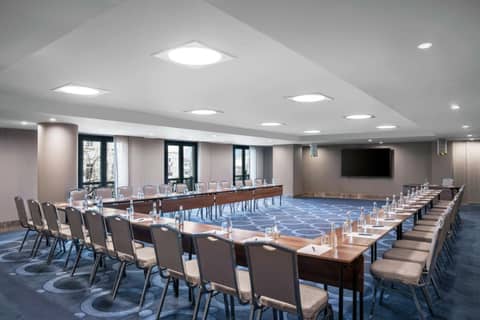 DoubleTree by Hilton Istanbul Gayrettepe — photo 6