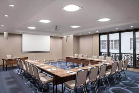 DoubleTree by Hilton Istanbul Gayrettepe — photo 9