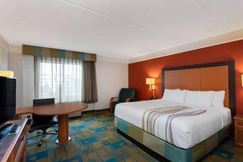 La Quinta by Wyndham Jacksonville Butler Blvd — photo 9