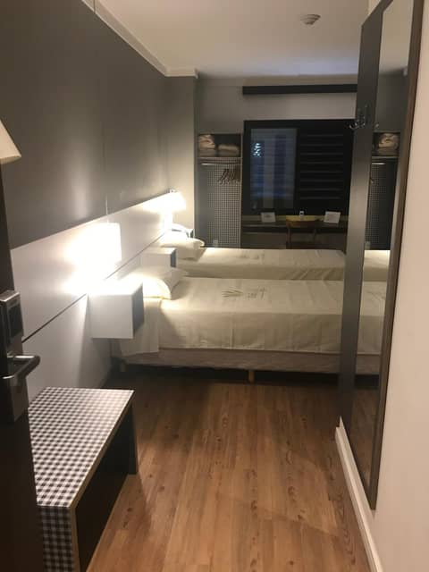Uniclass Hotel Pinheiros — hotel room