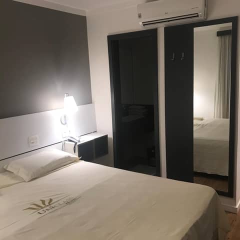 Uniclass Hotel Pinheiros — hotel room