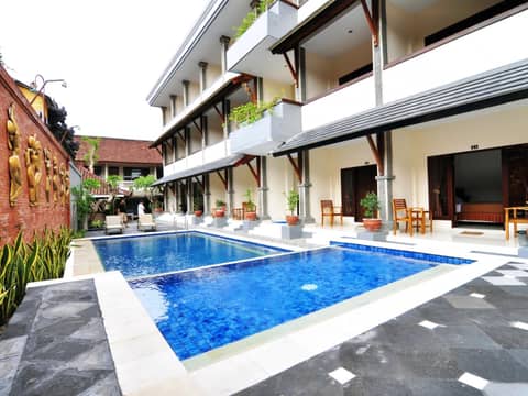 Jesens Inn II — recepcion & lobby