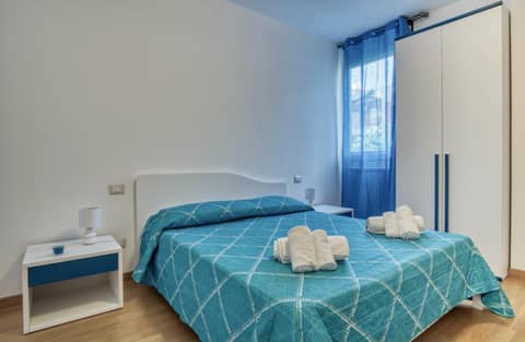 Horizon Suites — hotel room