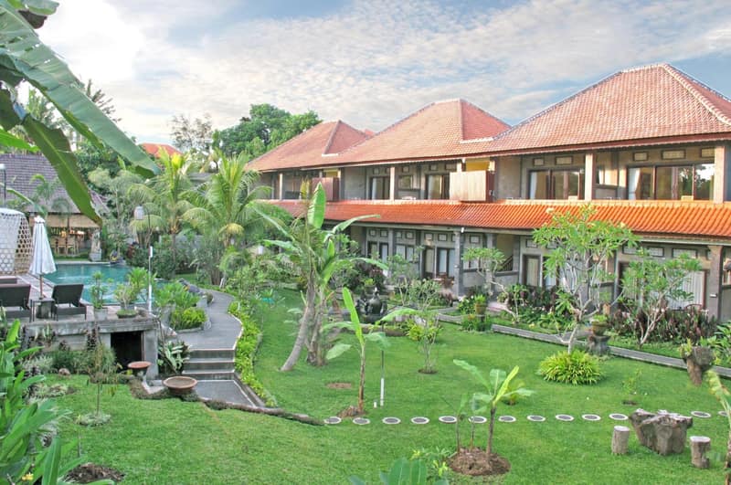 Bucu Guest House — building