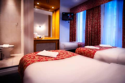 Westbury Hotel — hotel room