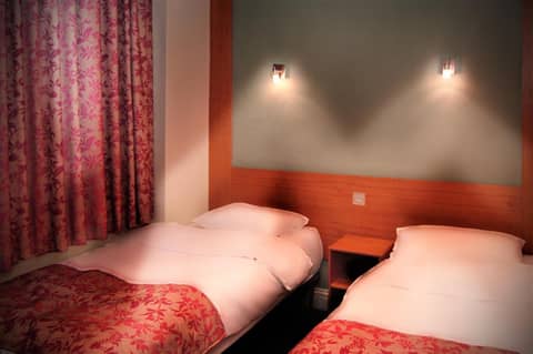 Westbury Hotel — hotel room