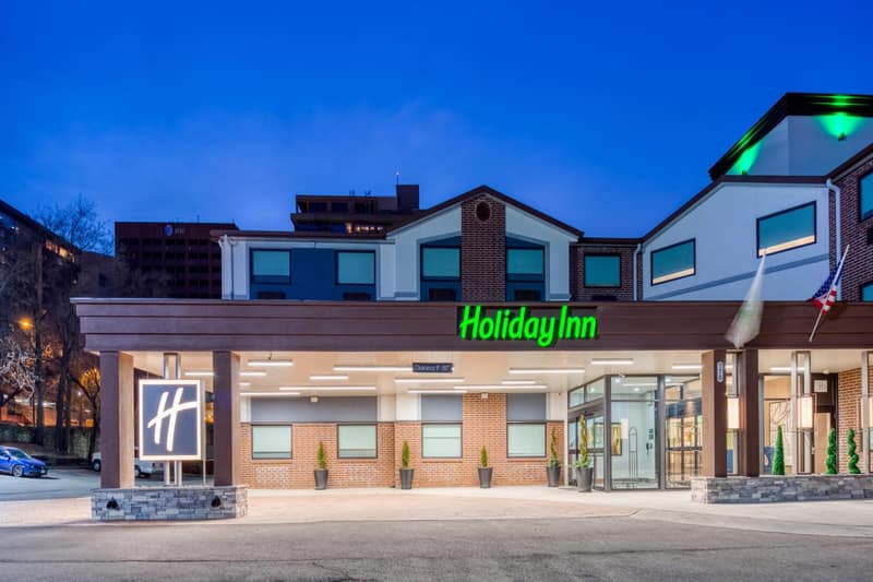 Holiday Inn Kansas City - Downtown by IHG — building