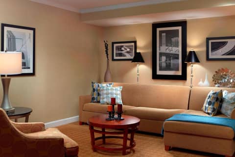Atlanta Marriott Suites Midtown — photo 4