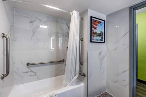 Best Western Plus St. Louis West-Westport — photo 3