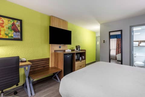 Best Western Plus St. Louis West-Westport — photo 9