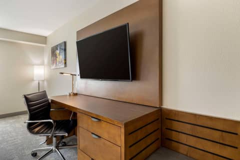 Best Western Plus Henderson Hotel — photo 6