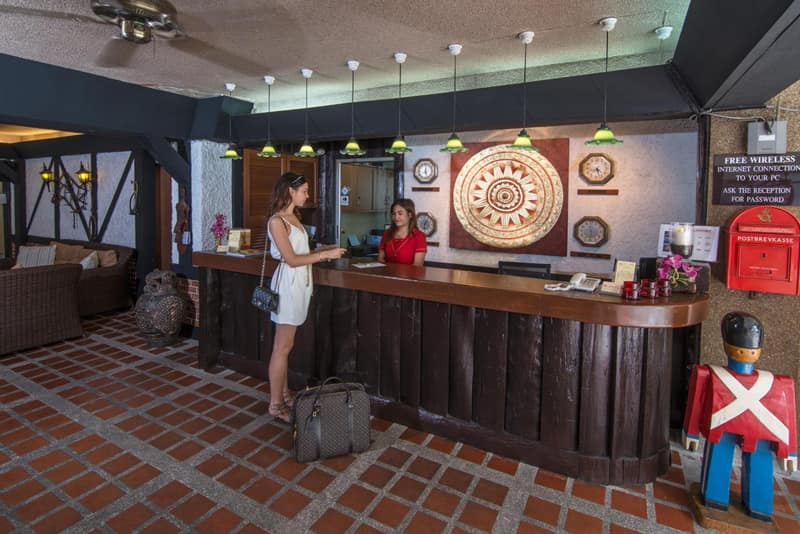Stable Lodge - SHA Certified — recepcion & lobby