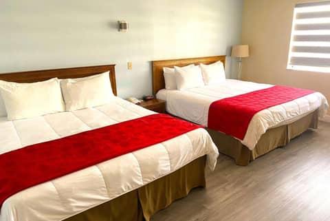 Ramada by Wyndham Los Angeles/Wilshire Center — photo 5