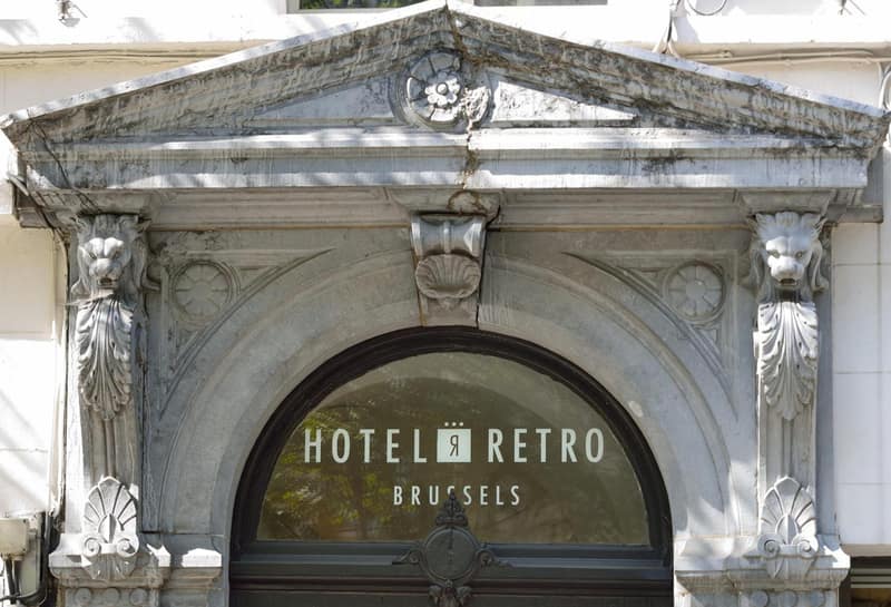 Hotel Retro — building
