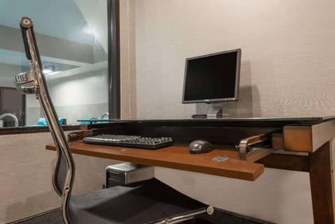 Hawthorn Extended Stay by Wyndham Columbus West — photo 5